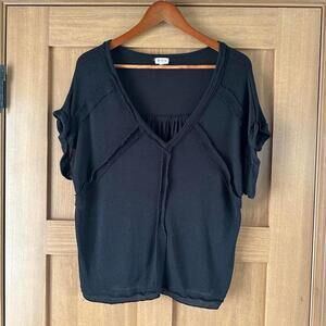 POL V-Neck Short Sleeve Knit Sweater Shirt Black Women’s size Small​